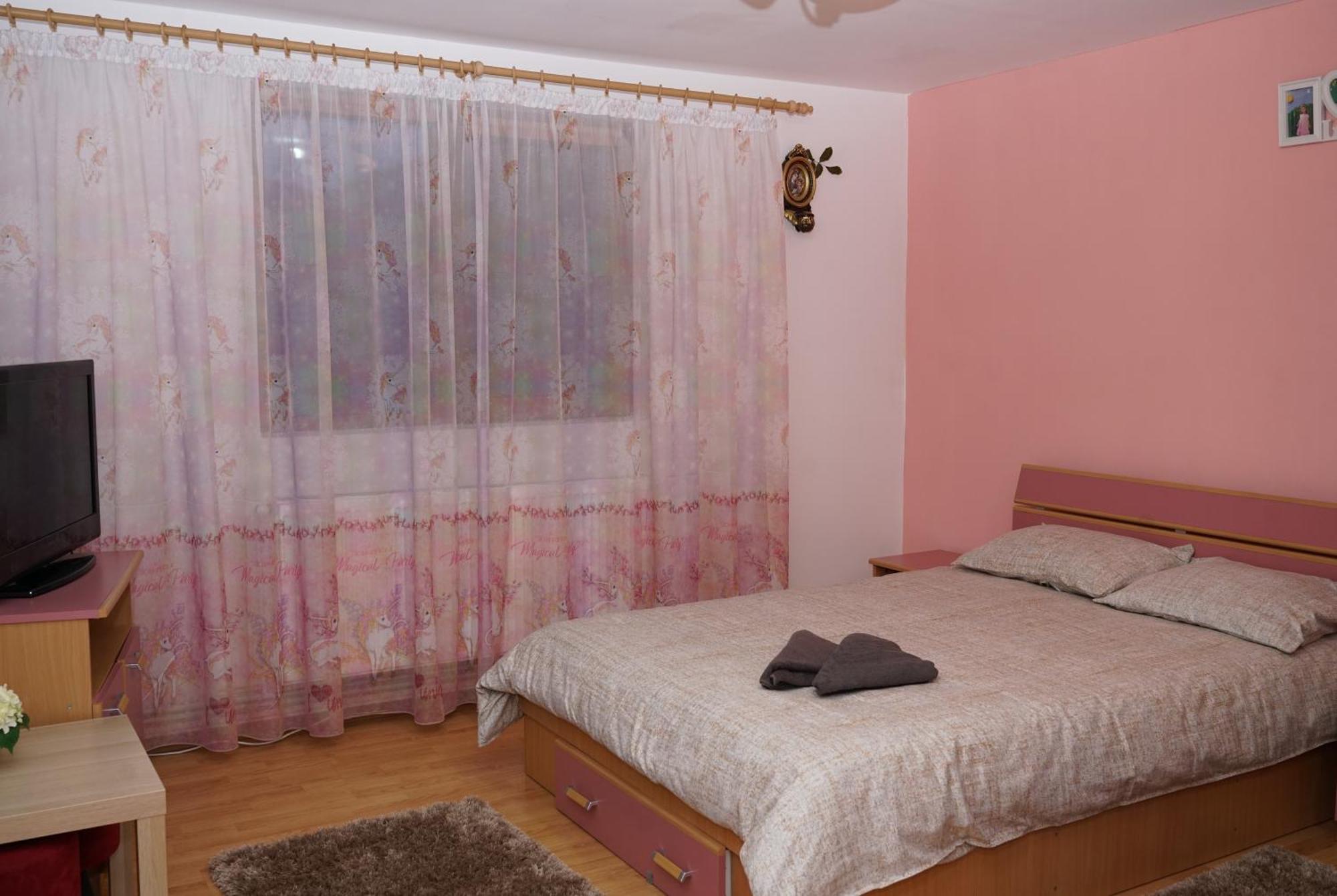 Popasul Galesean Hotell Galesu Exteriör bild